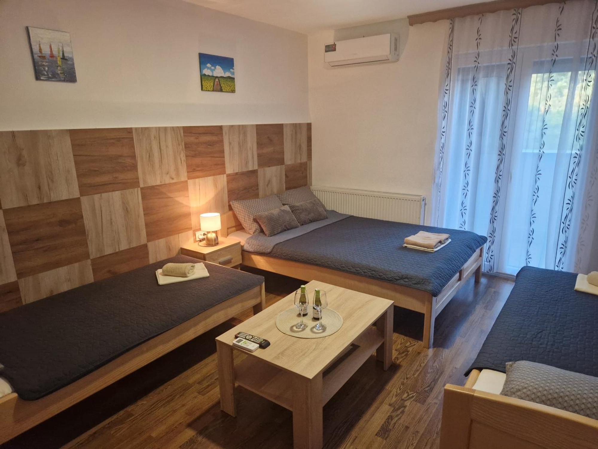 Restoran I Sobe "Tocak" Bed and Breakfast Doboj Buitenkant foto