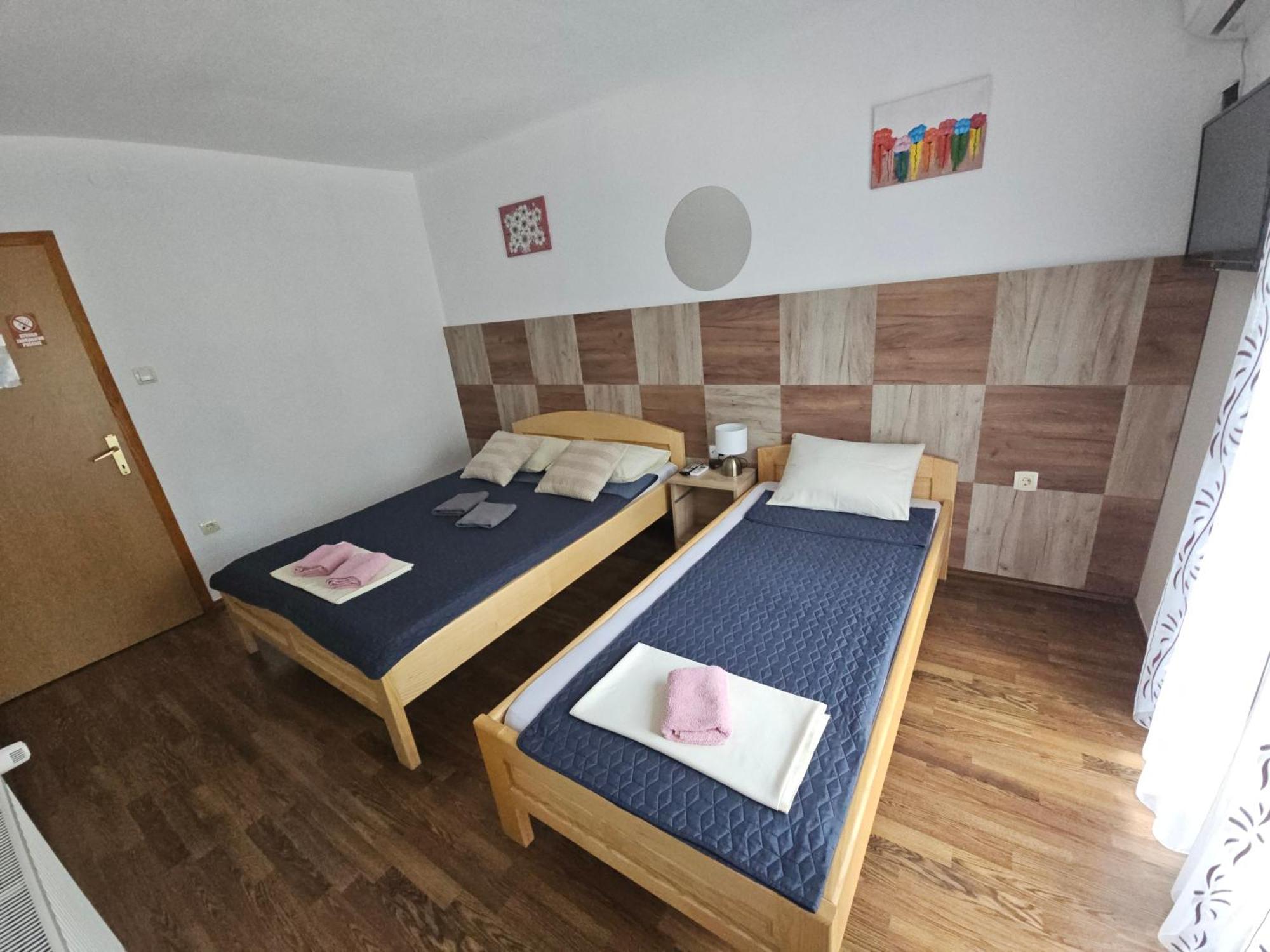 Restoran I Sobe "Tocak" Bed and Breakfast Doboj Buitenkant foto