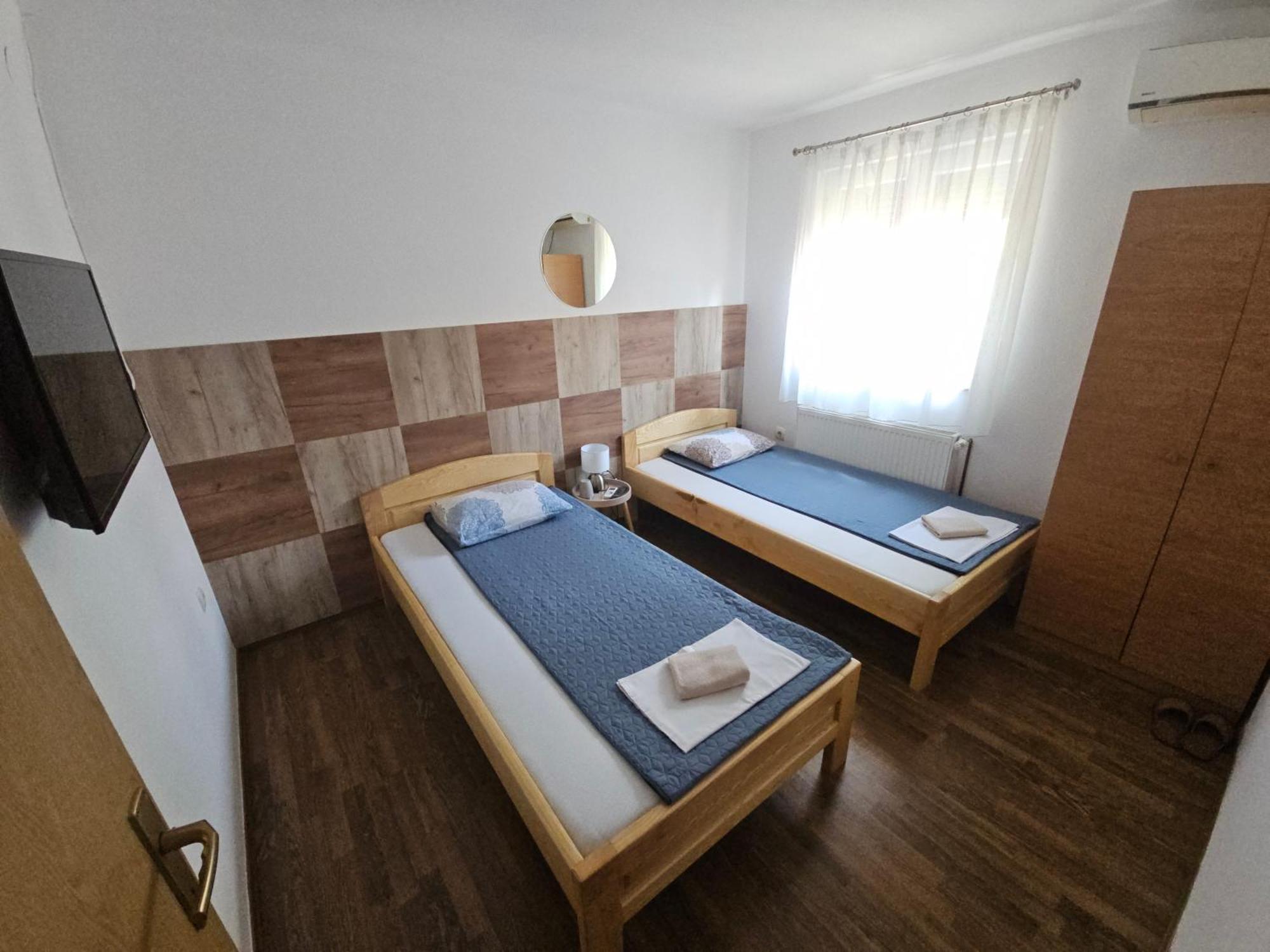 Restoran I Sobe "Tocak" Bed and Breakfast Doboj Buitenkant foto