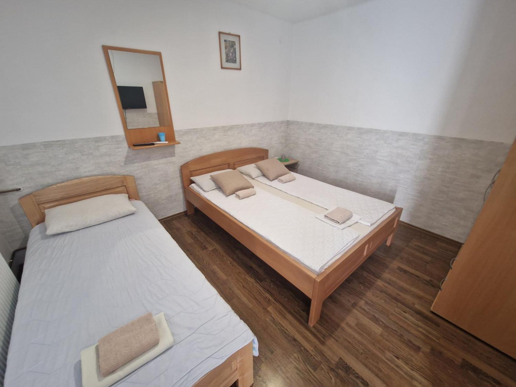 Restoran I Sobe "Tocak" Bed and Breakfast Doboj Buitenkant foto